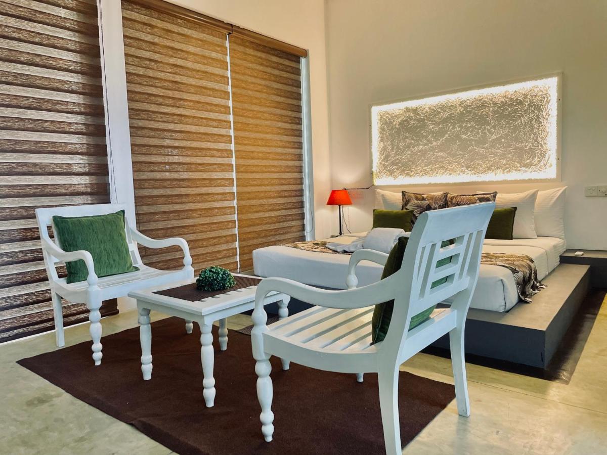 8 Plus Luxury Apartments Negombo Exterior foto