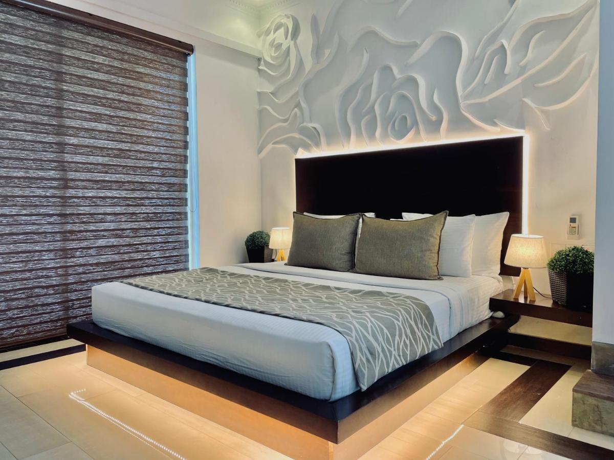 8 Plus Luxury Apartments Negombo Exterior foto